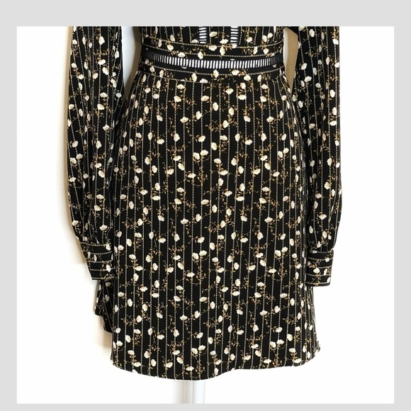 NWT Topshop Black Floral Mini Dress Long Sleeve A-Line Style Cut Out Bodice 10 - Picture 15 of 16
